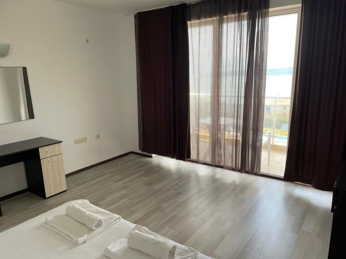 Safo Apartments And Rooms 索佐波尔 外观 照片